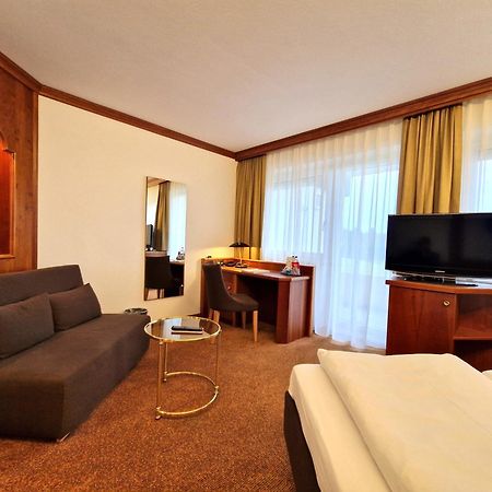Badhotel Restaurant Stauferland Bad Boll Luaran gambar