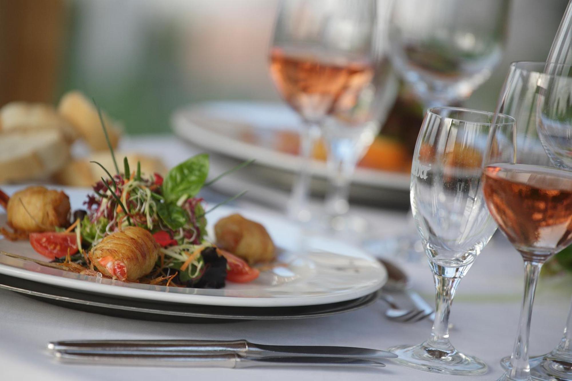 Badhotel Restaurant Stauferland Bad Boll Luaran gambar