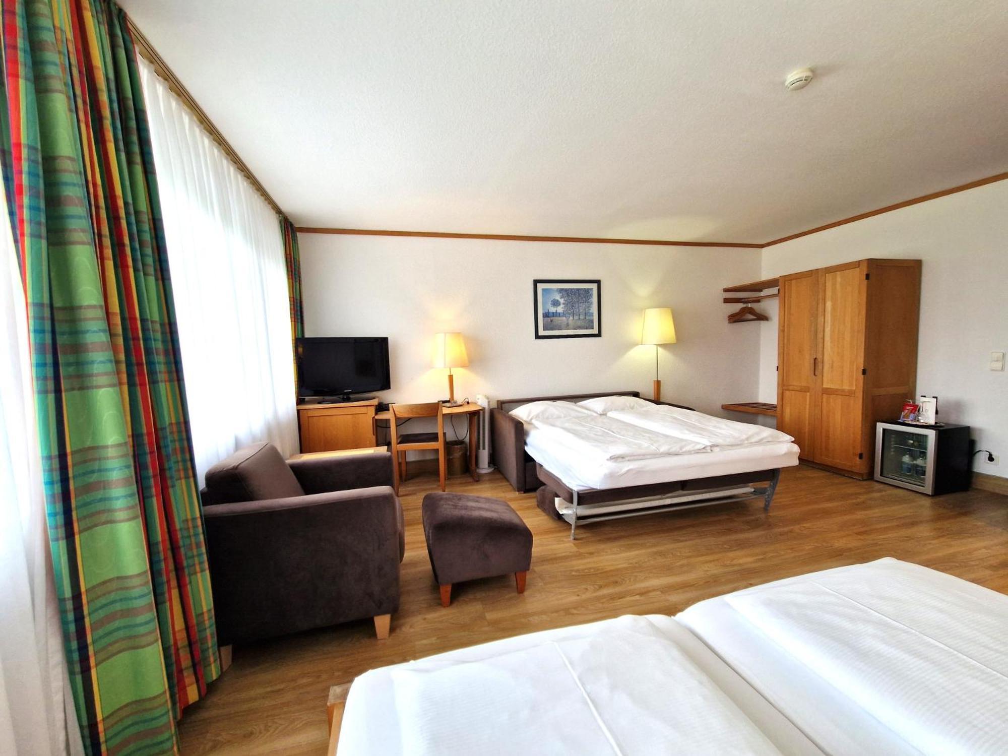 Badhotel Restaurant Stauferland Bad Boll Luaran gambar