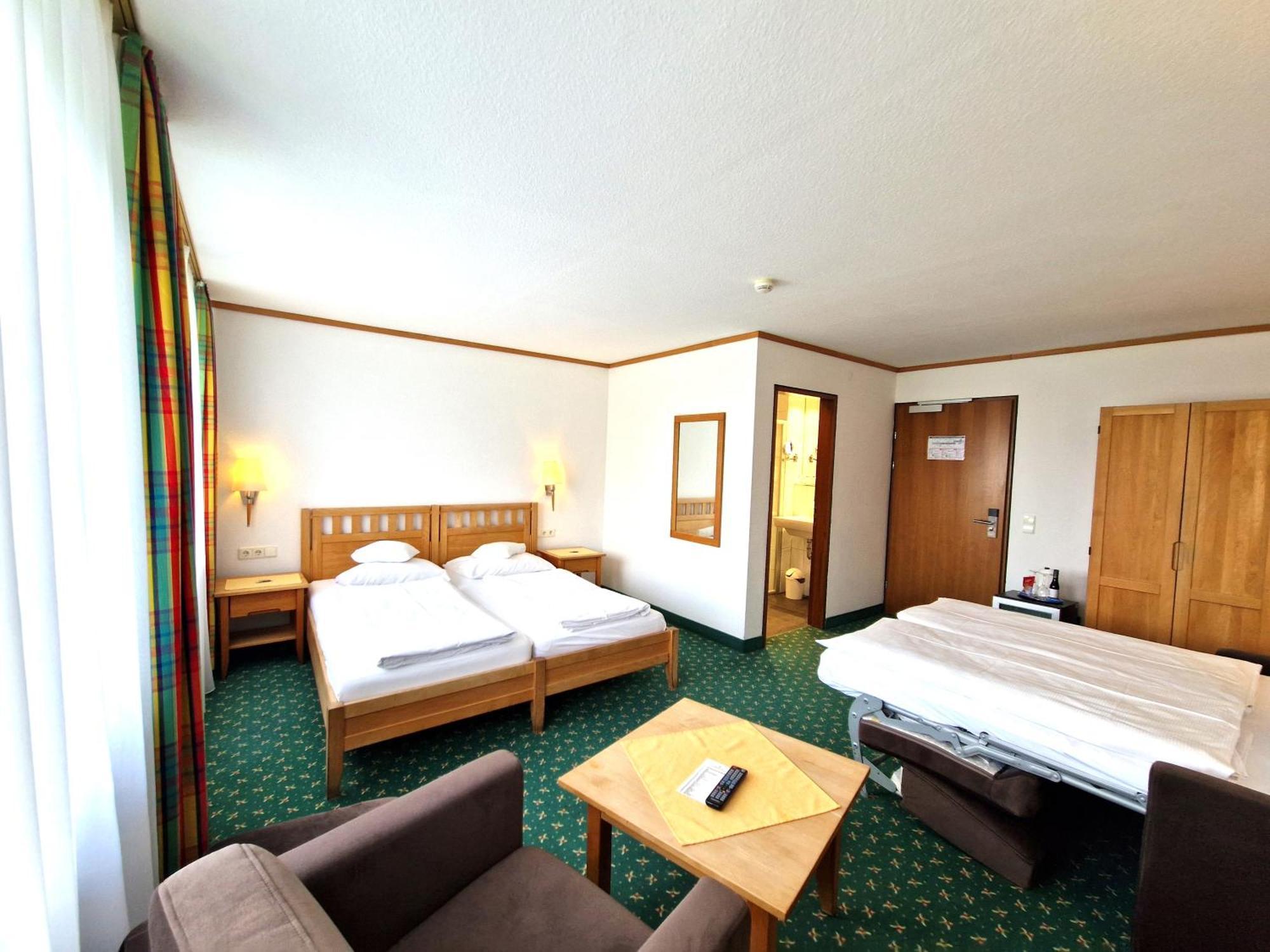 Badhotel Restaurant Stauferland Bad Boll Luaran gambar