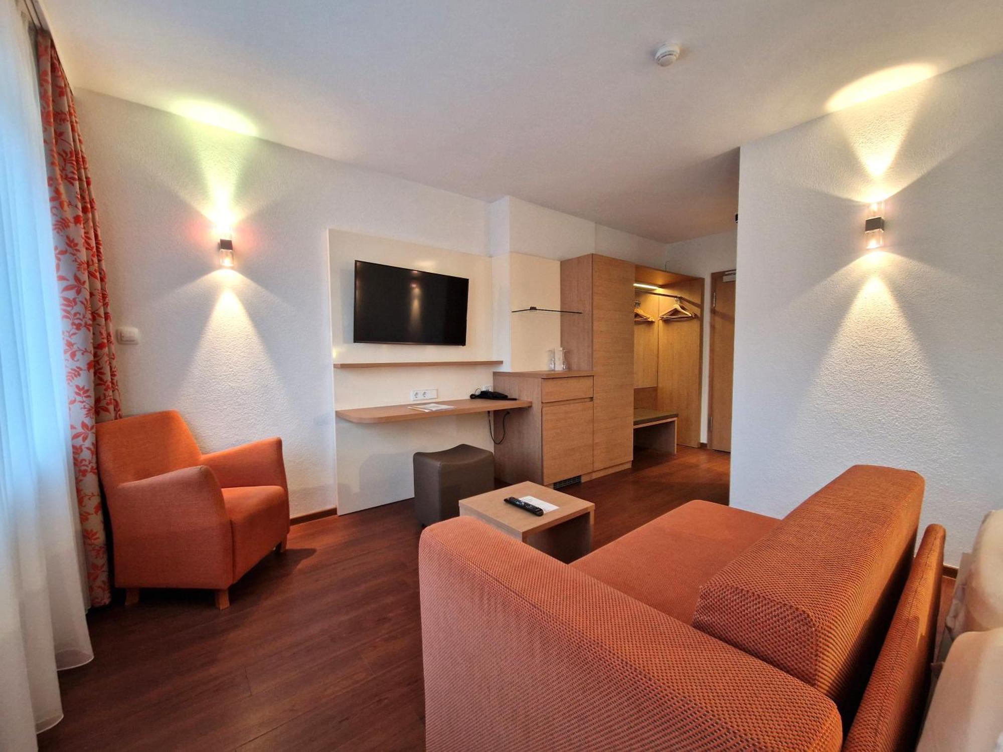 Badhotel Restaurant Stauferland Bad Boll Luaran gambar