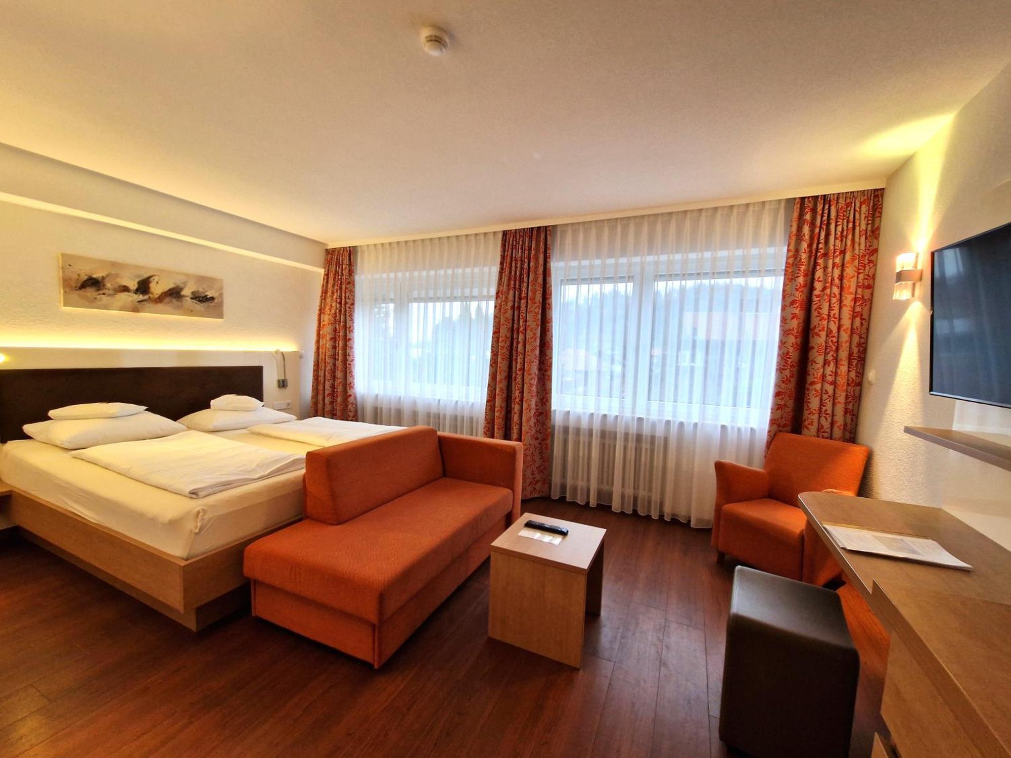 Badhotel Restaurant Stauferland Bad Boll Luaran gambar